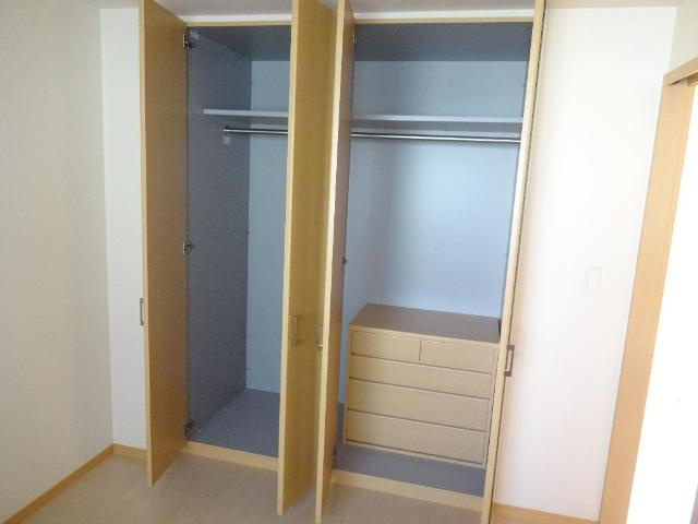 クレストールの収納|クローゼット