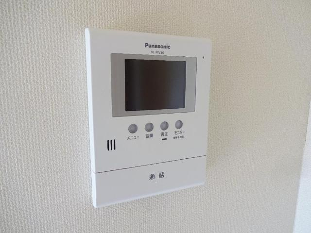 クレストールの内装|カメラ付インターホン