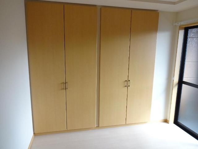 クレストールの収納|クローゼット