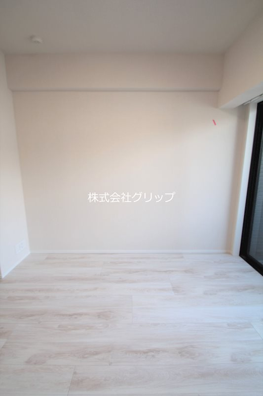 Le'a横濱阪東橋壱番館の洋室