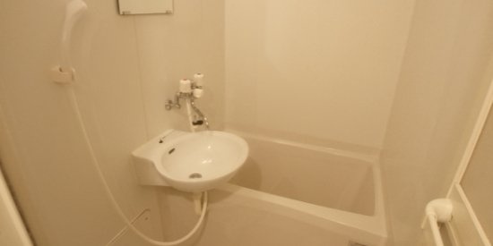 レオパレス木屋瀬の浴室