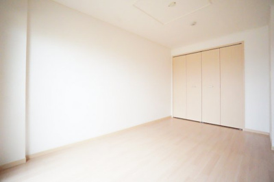 【洋室】 | シンパシーイースト | ※同物件・同タイプの写真です。