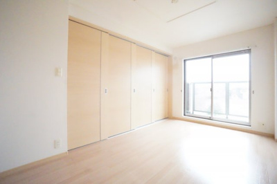【洋室】 | シンパシーイースト | ※同物件・同タイプの写真です。