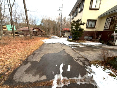 【前面道路含む現地写真】 | 吾妻郡嬬恋村大字鎌原　平屋