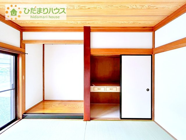 【収納】 | 石岡市若松3丁目　中古戸建 | 和室にも大容量のクローゼット完備！
お布団やお子様のおもちゃなどがスッキリ収納できますね(^^♪