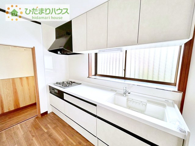 【キッチン】 | 石岡市若松3丁目　中古戸建 | お料理に集中したい方向けの独立キッチン！