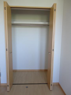 【洋室】 | Grande Patio | 【Grande Patio】北クローゼット