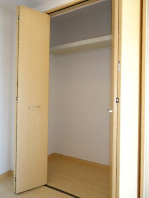 【洋室】 | Grande Patio | 【Grande Patio】廊下収納