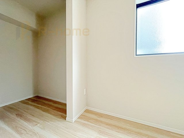 下妻市下栗1期　新築戸建て　1号棟の収納|人気のウォークインクローゼット！アウター類はもちろん、季節ものや寝具も収納できます！