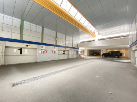 ザ・梅田タワー（THE UMEDA TOWER）の駐車場
