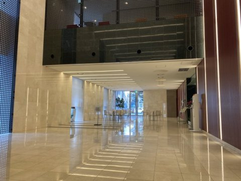 ザ・梅田タワー（THE UMEDA TOWER）のエントランス