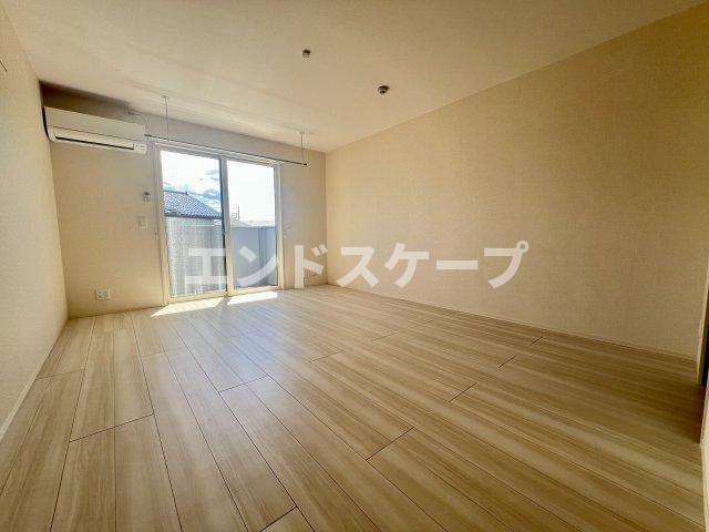 セゾン ド ジャルダンの居間・リビング|高崎、前橋、伊勢崎エリアのお部屋探しはエンドスケープまで！お客様の理想お聞かせ下さい♪