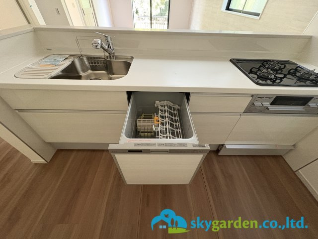 藤沢市大庭7期　新築戸建　全4棟4号棟のキッチン|食洗機内蔵システムキッチン