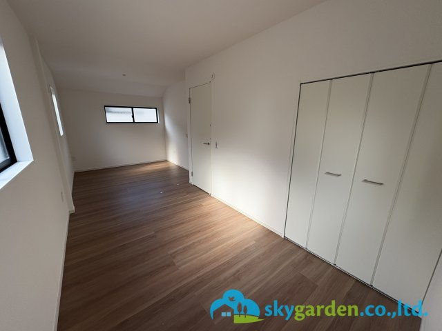 藤沢市大庭7期　新築戸建　全4棟4号棟の子供部屋|約10.5帖の間仕切り可能な子供部屋