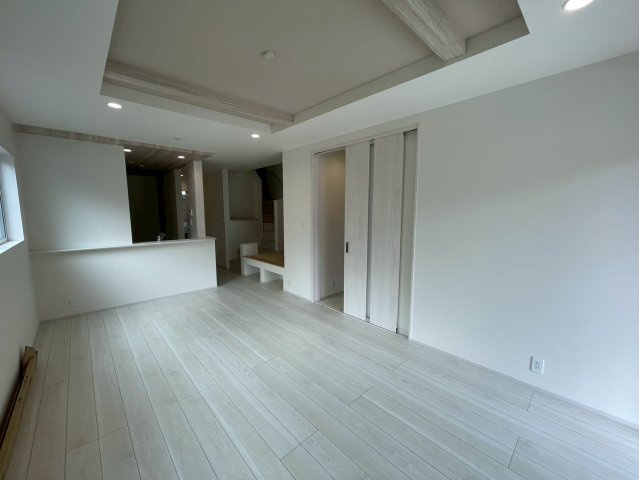 横浜市旭区金が谷1丁目 新築戸建て【仲介手数料無料】カースペース2台