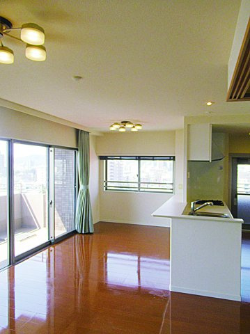 【居間・リビング】の画像