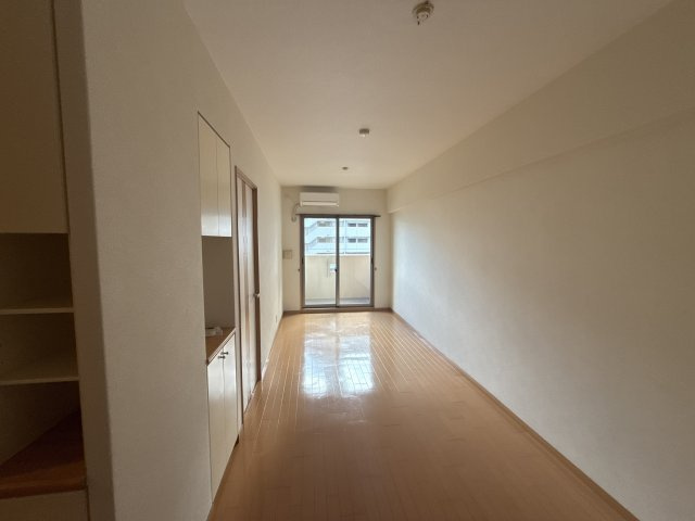 サクラメント駅南大路の居間・リビング