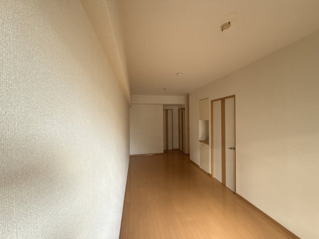 サクラメント駅南大路の居間・リビング