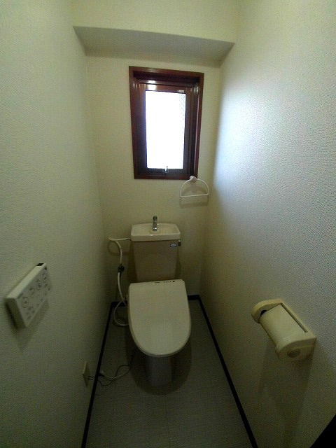 with 赤羽のトイレ