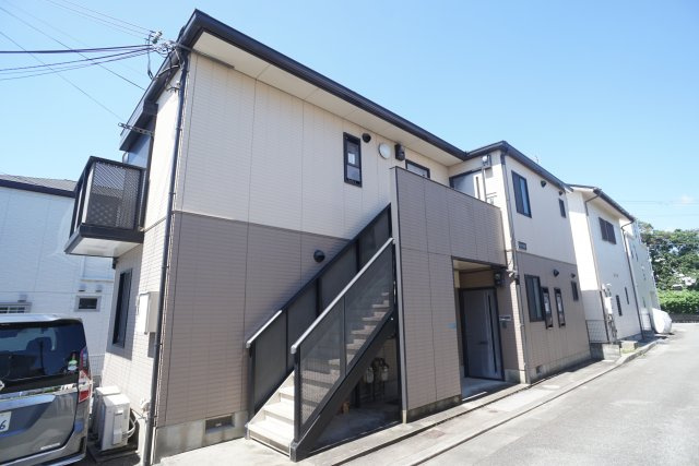 ガーデンハウス宝塚Bのエントランス