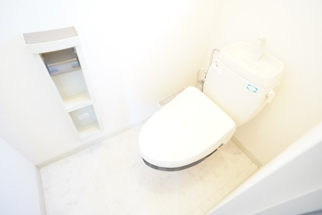 ガーデンハウス宝塚Bのトイレ