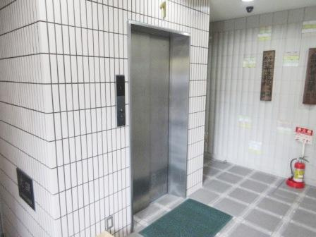 グランデュール六義園のロビー