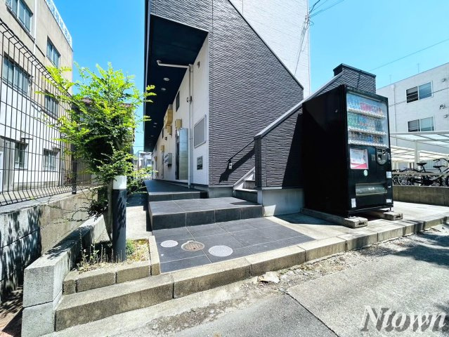 【エントランス】 | セ・ルーニア畑江 | 落ち着いたエントランスです