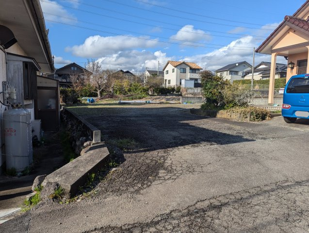 【前面道路含む現地写真】の画像