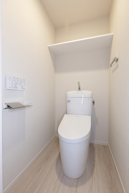 ＲＪＲプレシア東十条ガーデンのトイレ|※写真は同タイプ住戸です。
