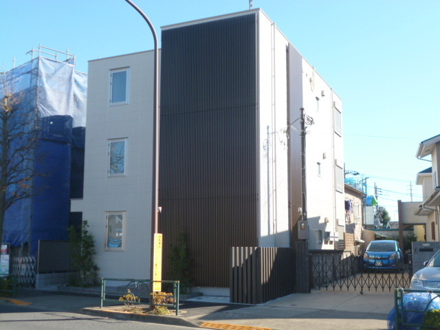 メープル　メゾンの外観|閑静な住宅街