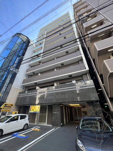 エス・キュート南森町の外観