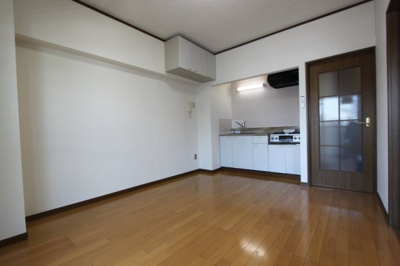 【居間・リビング】 | 第六ショーケービル