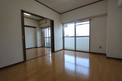 【居間・リビング】 | 第六ショーケービル