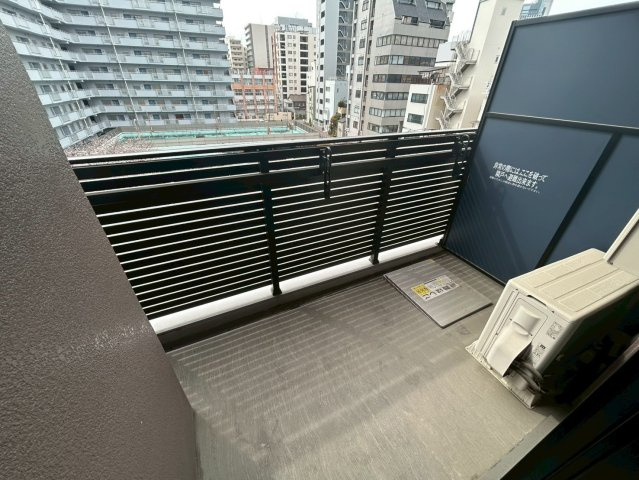 S-RESIDENCE日本橋Qualieのバルコニー