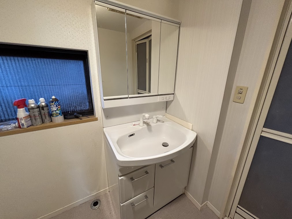 連島町連島戸建ての独立洗面台
