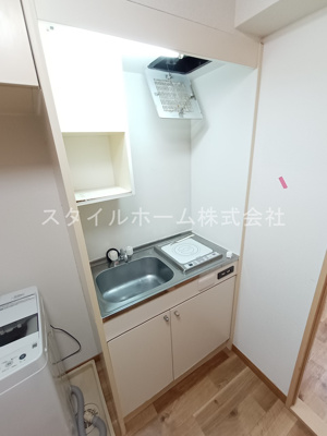 【キッチン】 | Pine　Well駅前　A棟 | イメージ写真です。