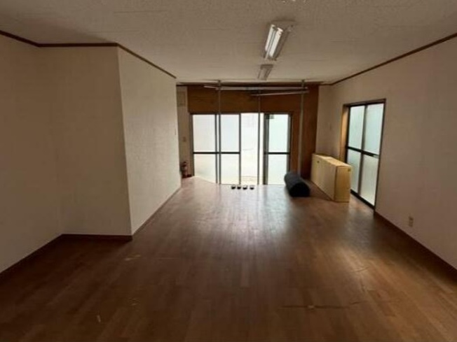 【内装】 | 山科区西野山中臣町　中古事務所・倉庫