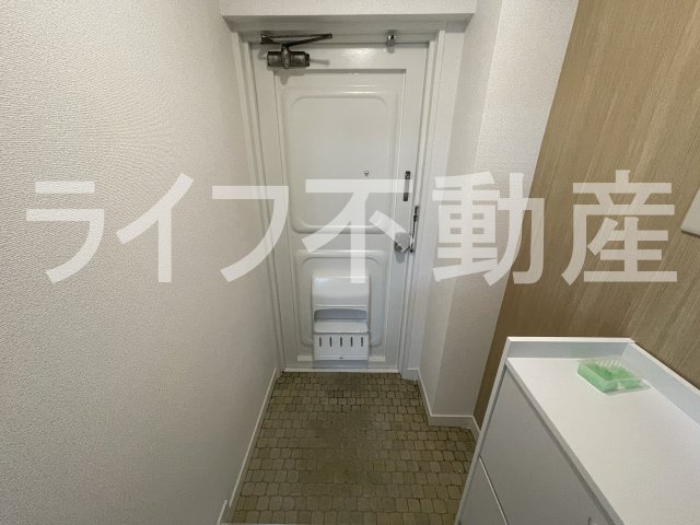 リアライズ住道南の玄関
