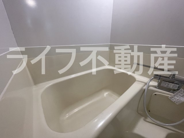 リアライズ住道南の浴室