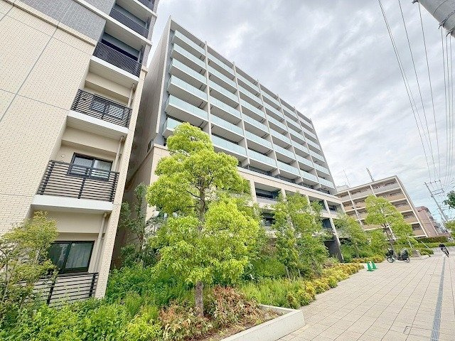 ジェイグランシティ塚本の外観