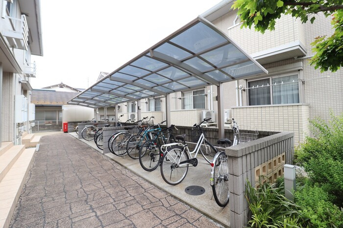 ストラール Ａのその他共用部分|駐輪場