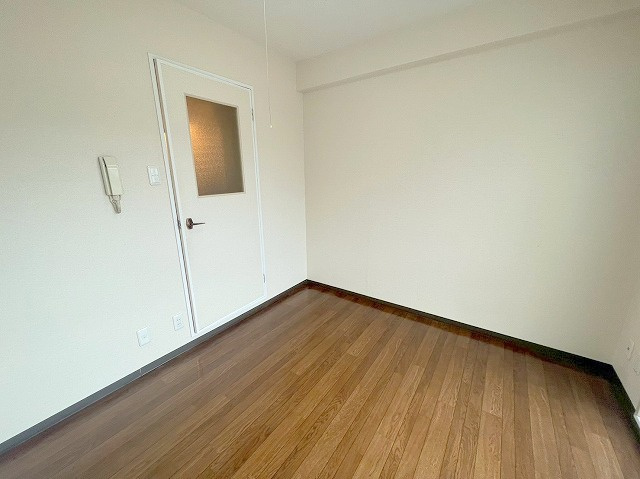 ローレルハイツウエハラの洋室