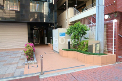 【エントランス】 | レソール本八幡グローレ