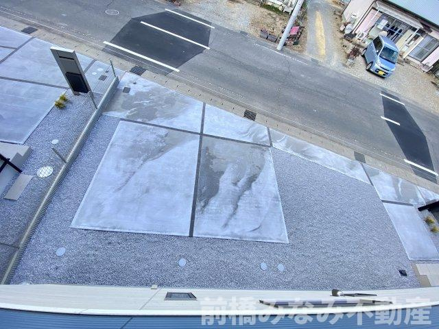 前橋市大友町2丁目　3号棟(全5棟)　ブルーミングガーデン　新築建売分譲の駐車場