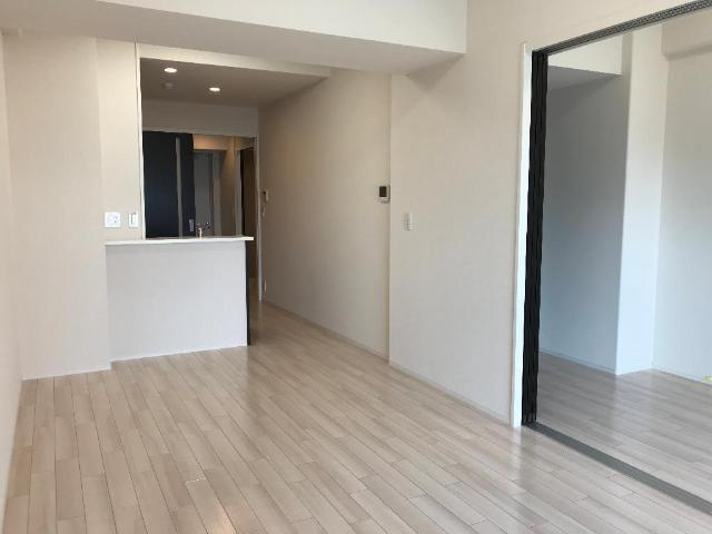 【居間・リビング】 | Tiara本町 | リビング