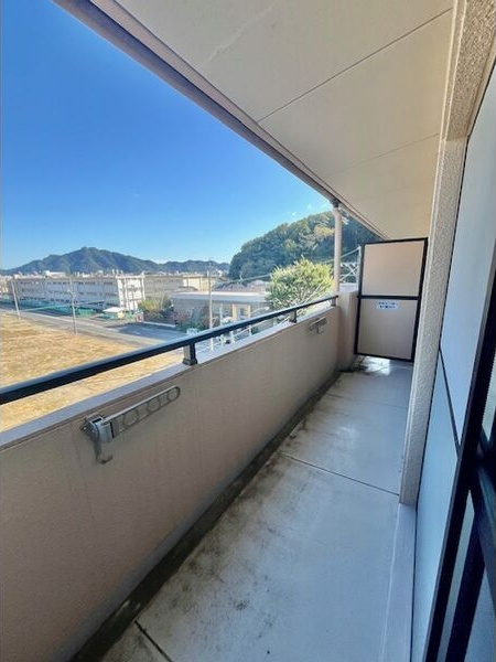 ロイヤルエステートⅢのバルコニー