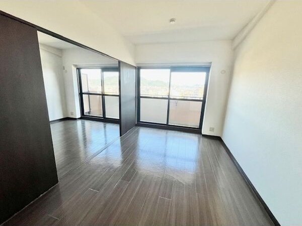 ロイヤルエステートⅢの展望