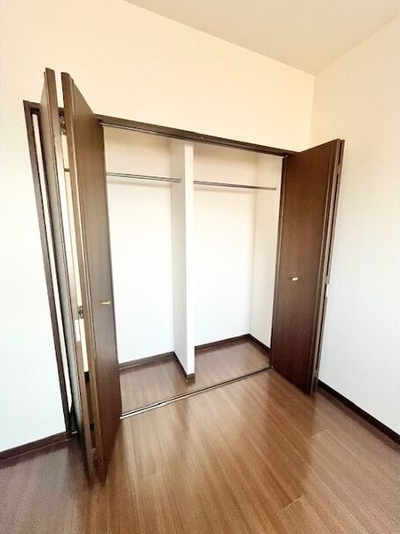 ロイヤルエステートⅢの収納