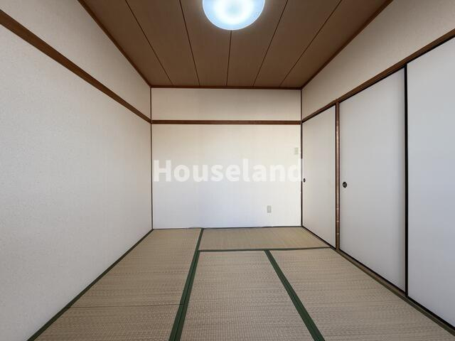 リベラルパレス新留の和室