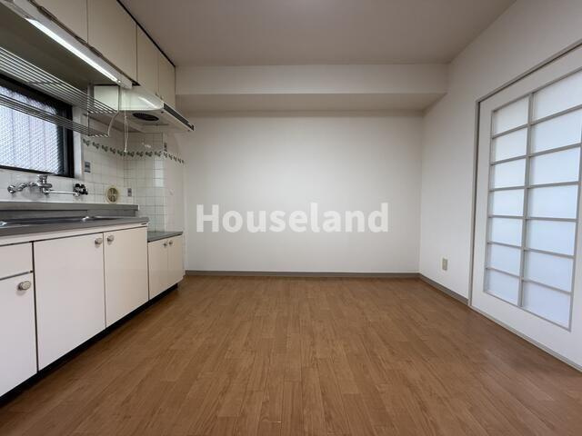 リベラルパレス新留の居間・リビング